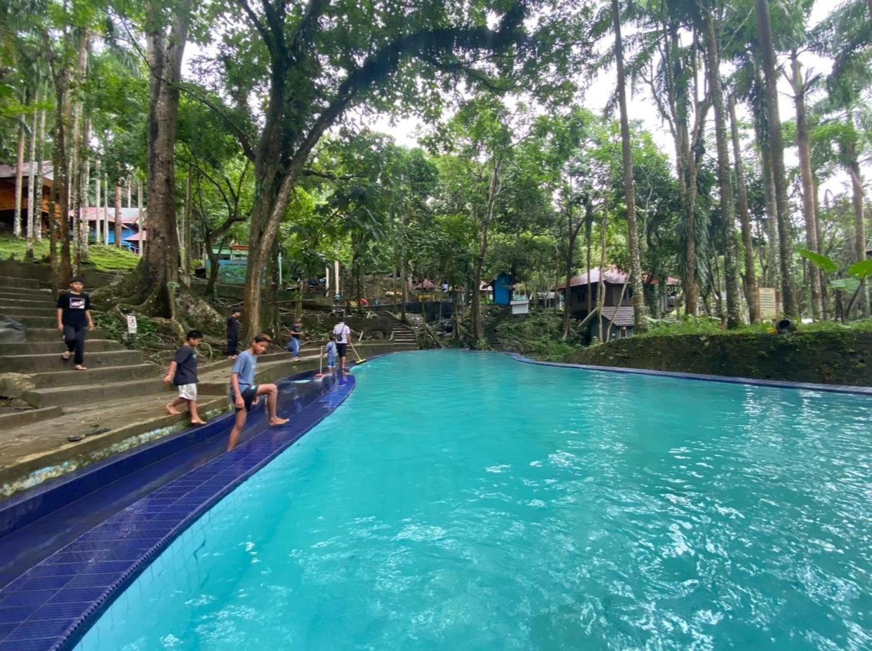 Hakata Lejja Near Natural Hot Spring Batu-Batu Exterior foto